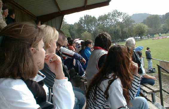 supporters1.jpg (27549 octets)